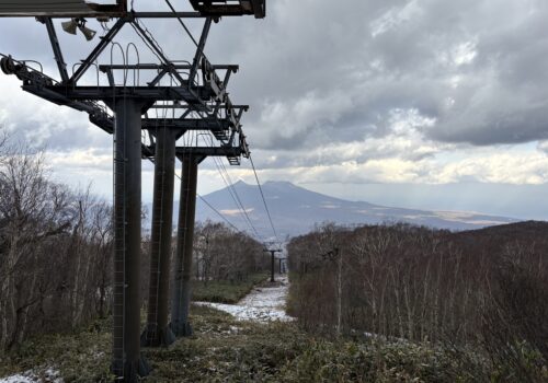 「函館七飯スノーパーク」高速リフト整備完了のお知らせ